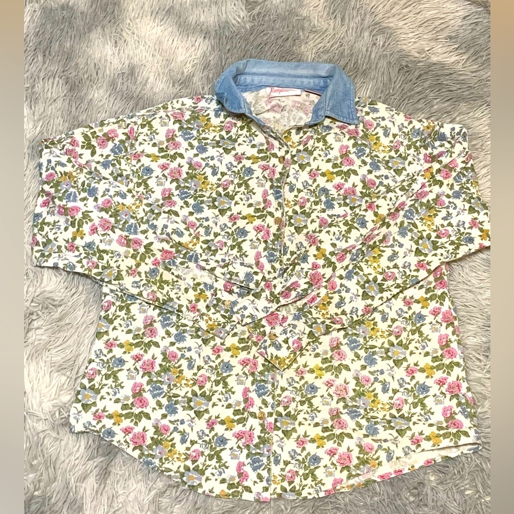 Floral Button Down Shirt ❕🌸🌼💐